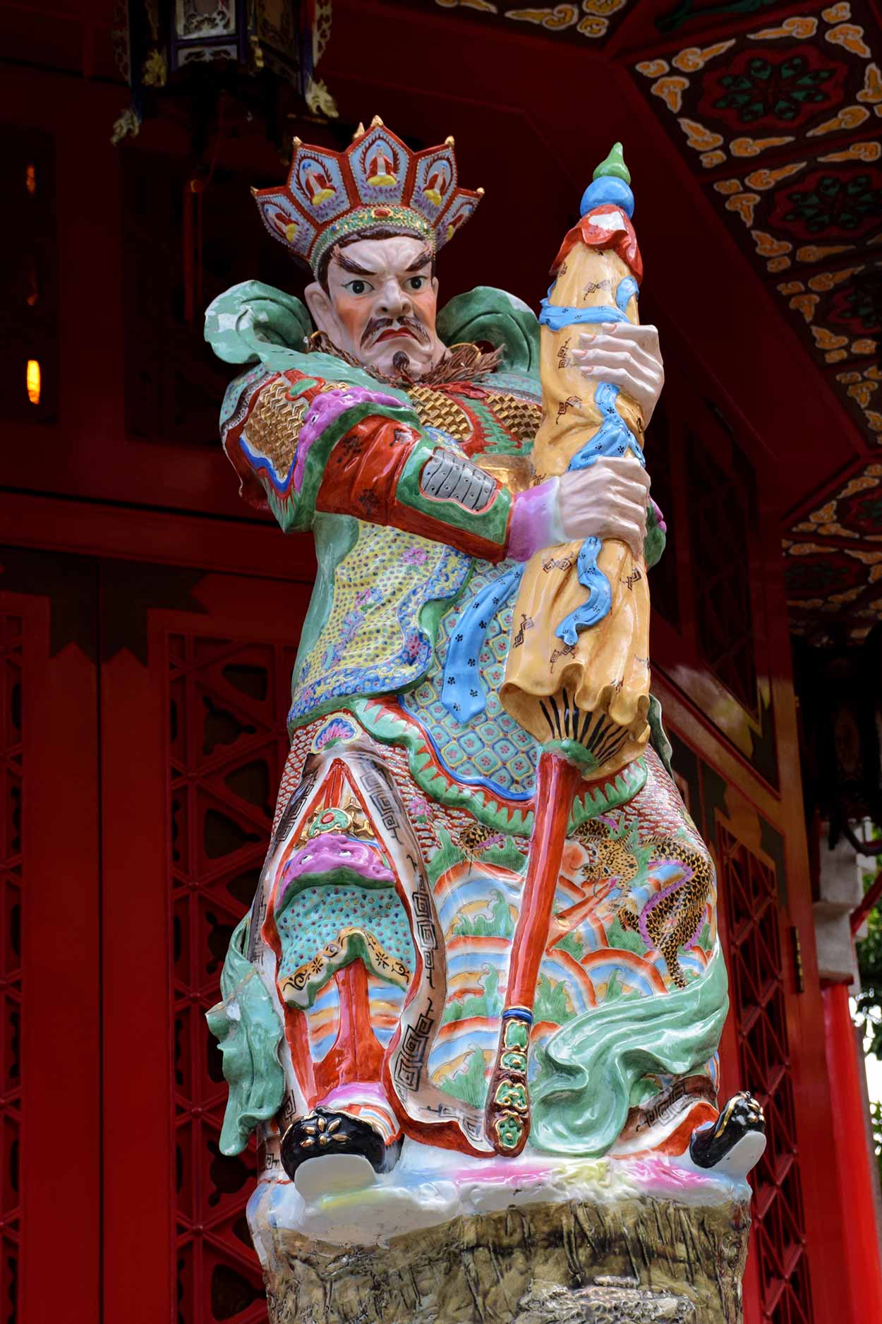 Statue on the Yue Heung Shrine, Sik Sik Yuen Wong Tai Sin Temple, Hong Kong, China